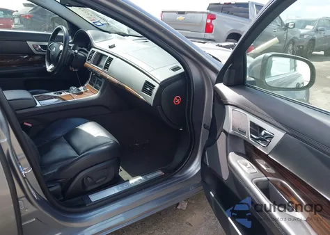 2013 Jaguar Xf I4 T из США, поврежденный, VIN SAJWA0ES6DPS86484